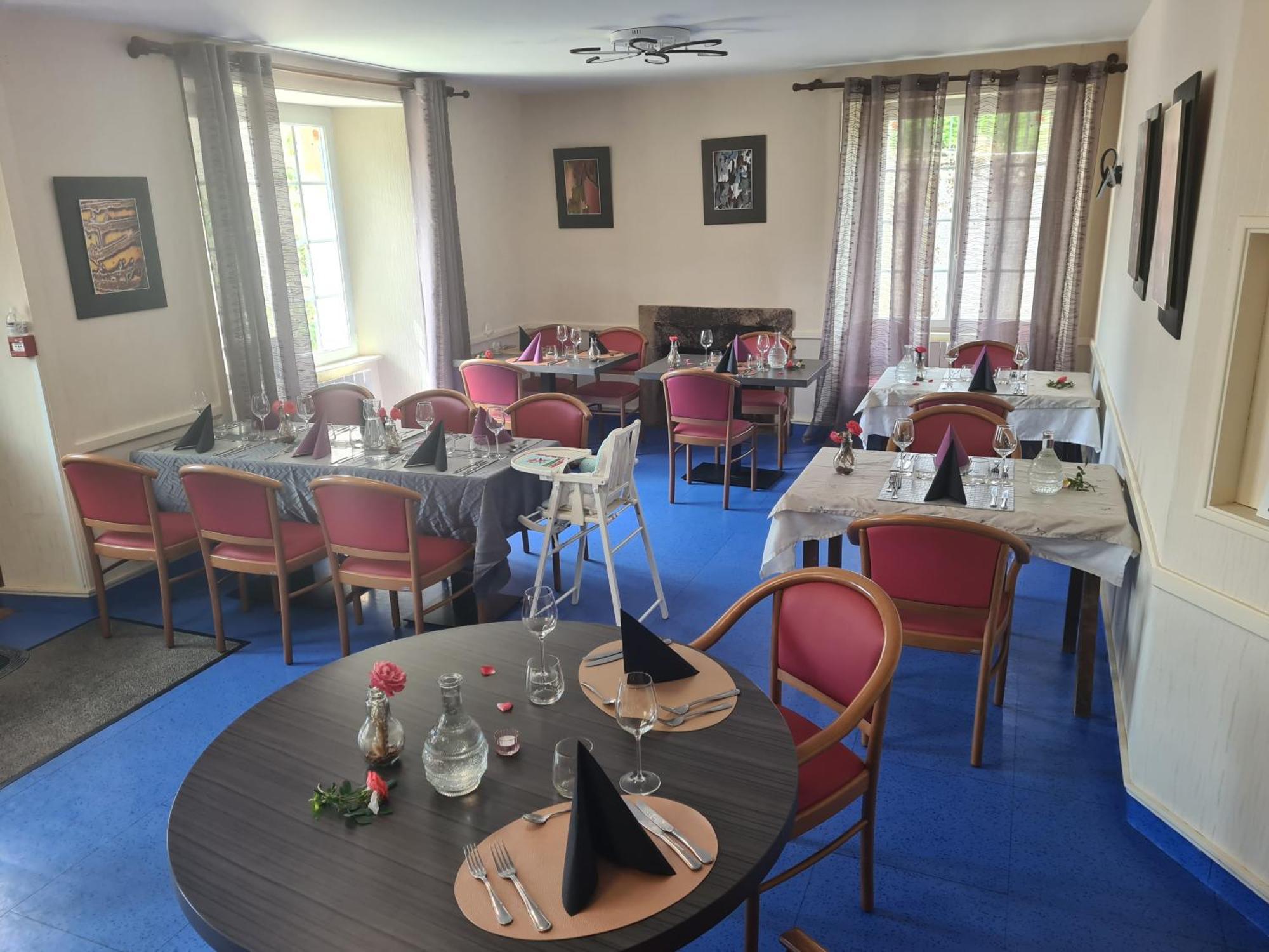 Hotel Saint Julien Aux Bois Zewnętrze zdjęcie